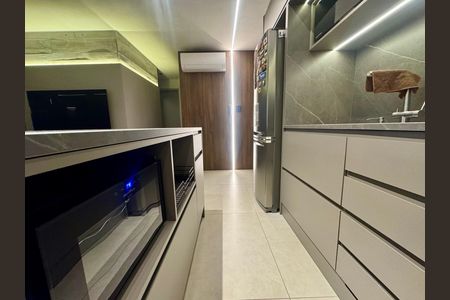 Apartamento à venda com 57m², 2 quartos e 1 vaga Apartamento à venda com 57m², 2 quartos e 1 vagaCozinha