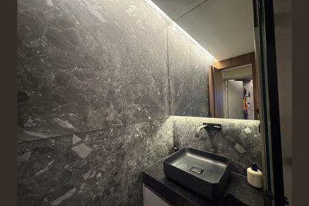 Apartamento à venda com 57m², 2 quartos e 1 vaga Apartamento à venda com 57m², 2 quartos e 1 vagaBanheiro 2
