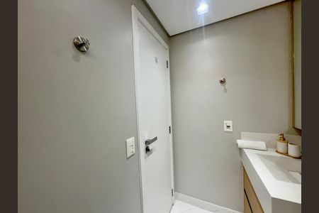 Studio para alugar com 39m², 1 quarto e 1 vaga Studio para alugar com 39m², 1 quarto e 1 vagaBanheiro