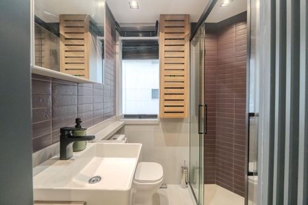 Studio à venda com 84m², 1 quarto e 1 vaga Studio à venda com 84m², 1 quarto e 1 vagaBanheiro