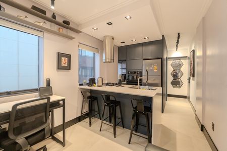 Studio à venda com 84m², 1 quarto e 1 vaga Studio à venda com 84m², 1 quarto e 1 vagaStudio
