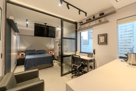 Studio à venda com 84m², 1 quarto e 1 vaga Studio à venda com 84m², 1 quarto e 1 vagaStudio