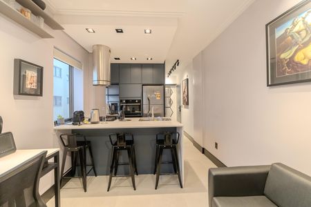 Studio à venda com 84m², 1 quarto e 1 vaga Studio à venda com 84m², 1 quarto e 1 vagaStudio
