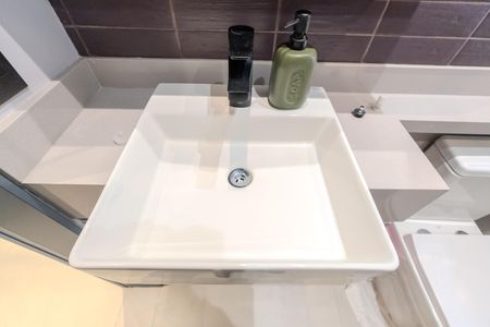 Studio à venda com 84m², 1 quarto e 1 vaga Studio à venda com 84m², 1 quarto e 1 vagaBanheiro