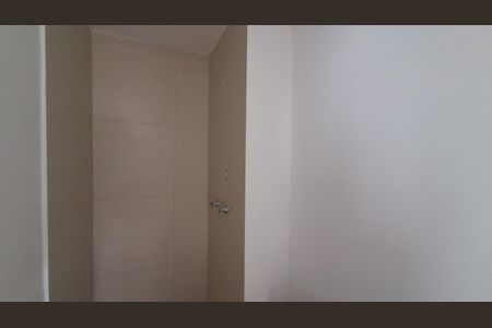 Apartamento à venda com 52m², 2 quartos e 1 vaga Apartamento à venda com 52m², 2 quartos e 1 vagaBanheiro Social