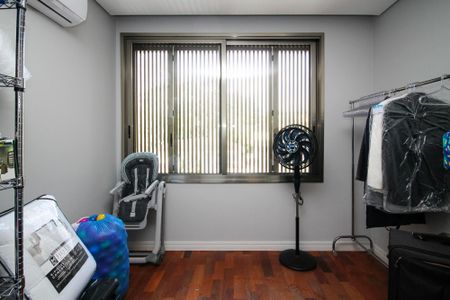 Casa de condomínio para alugar com 358m², 4 quartos e 4 vagasSuíte 2