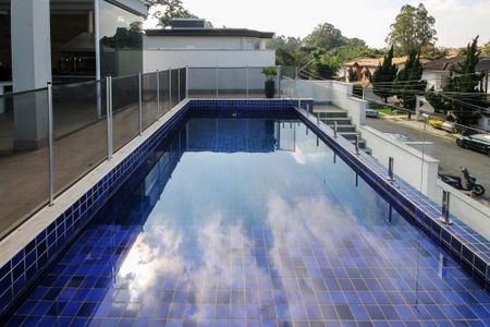Casa de condomínio para alugar com 358m², 4 quartos e 4 vagasPiscina