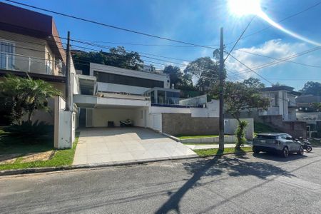 Casa de condomínio para alugar com 358m², 4 quartos e 4 vagasFachada Casa