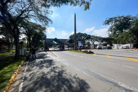 Casa de condomínio para alugar com 358m², 4 quartos e 4 vagasFachada Condomínio