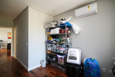 Casa de condomínio para alugar com 358m², 4 quartos e 4 vagasSuíte 2