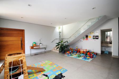 Casa de condomínio para alugar com 358m², 4 quartos e 4 vagasSala 1