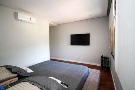 Casa de condomínio para alugar com 358m², 4 quartos e 4 vagasSuíte 1