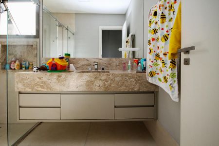 Casa de condomínio para alugar com 358m², 4 quartos e 4 vagasBanheiro Suíte 3
