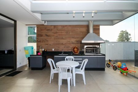 Casa de condomínio para alugar com 358m², 4 quartos e 4 vagasChurrasqueira