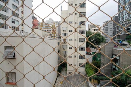 Vista da Sala de Estar e Jantar de apartamento para alugar com 3 quartos, 110m² em Cerqueira César, São Paulo