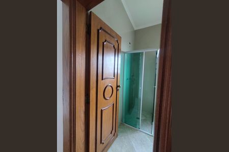 Casa à venda com 330m², 4 quartos e 6 vagas Casa à venda com 330m², 4 quartos e 6 vagasBanheiro - torneira