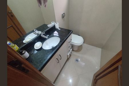Casa à venda com 330m², 4 quartos e 6 vagas Casa à venda com 330m², 4 quartos e 6 vagasBanheiro - torneira