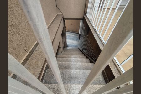 Casa à venda com 330m², 4 quartos e 6 vagas Casa à venda com 330m², 4 quartos e 6 vagasQuintal