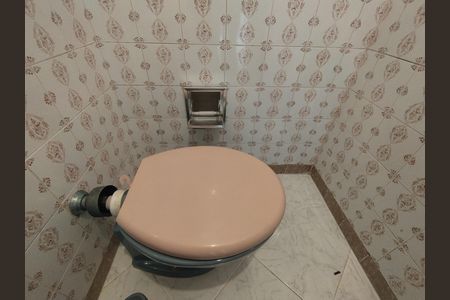 Banheiro - torneira de casa à venda com 4 quartos, 330m² em Jardim da Saúde, São Paulo