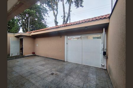 Garagem de casa à venda com 4 quartos, 330m² em Jardim da Saúde, São Paulo