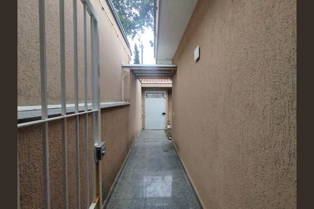 Casa à venda com 330m², 4 quartos e 6 vagas Casa à venda com 330m², 4 quartos e 6 vagasQuintal