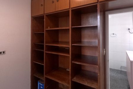 Apartamento para alugar com 196m², 3 quartos e 1 vagaQuarto de Serviço