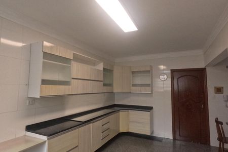 Apartamento para alugar com 196m², 3 quartos e 1 vagaCozinha