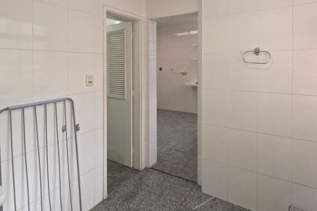 Apartamento para alugar com 196m², 3 quartos e 1 vagaÁrea de Serviço