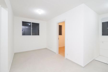 Sala de apartamento para alugar com 2 quartos, 38m² em Cidade Nova São Miguel, São Paulo