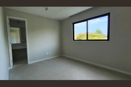 Casa de condomínio à venda com 180m², 3 quartos e 1 vagaSuíte 3