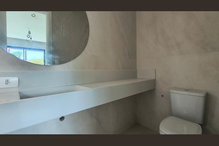 Casa de condomínio à venda com 180m², 3 quartos e 1 vagaBanheiro da Suíte 2