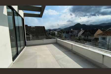 Casa de condomínio à venda com 180m², 3 quartos e 1 vagaVaranda da Cobertura 