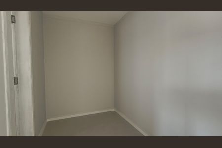 Casa de condomínio à venda com 180m², 3 quartos e 1 vagaCloset da Suíte 1