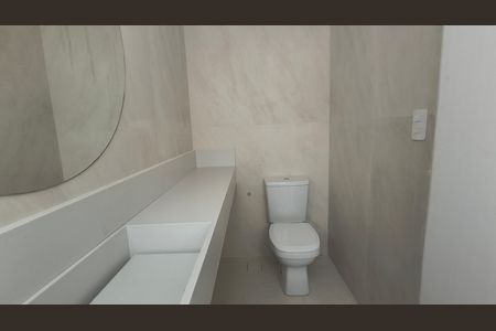 Casa de condomínio à venda com 180m², 3 quartos e 1 vagaBanheiro da Suíte 2