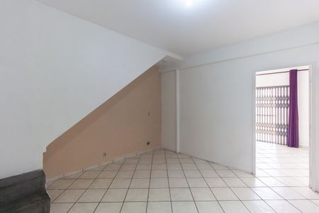 Casa para alugar com 80m², 1 quarto e sem vagaSala