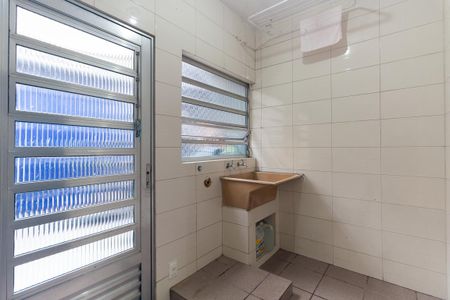 Casa para alugar com 80m², 1 quarto e sem vagaÁrea de Serviço