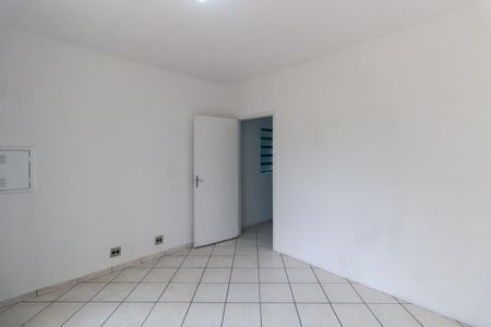 Quarto de casa para alugar com 1 quarto, 80m² em Vila Primavera, São Paulo