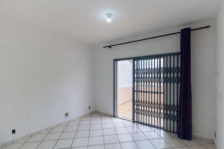 Quarto de casa para alugar com 1 quarto, 80m² em Vila Primavera, São Paulo