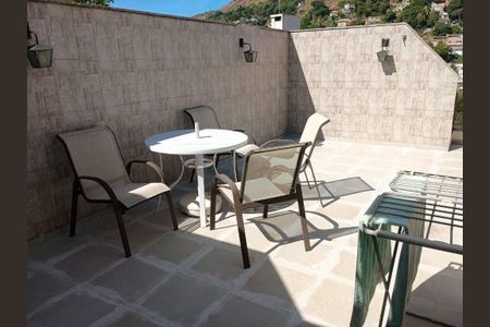 Apartamento à venda com 182m², 3 quartos e 2 vagas