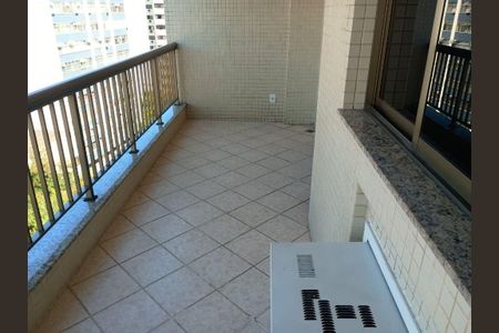 Apartamento à venda com 182m², 3 quartos e 2 vagas