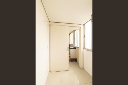 Apartamento para alugar com 146m², 3 quartos e 1 vaga Apartamento para alugar com 146m², 3 quartos e 1 vagaÁrea de Serviço