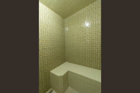 Apartamento para alugar com 146m², 3 quartos e 1 vaga Apartamento para alugar com 146m², 3 quartos e 1 vagaBanheiro da Suíte