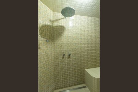 Apartamento para alugar com 146m², 3 quartos e 1 vaga Apartamento para alugar com 146m², 3 quartos e 1 vagaBanheiro da Suíte