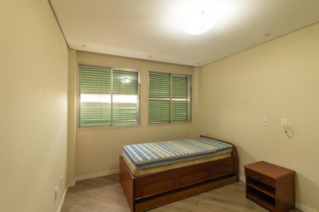 Apartamento para alugar com 146m², 3 quartos e 1 vaga Apartamento para alugar com 146m², 3 quartos e 1 vagaQuarto 2