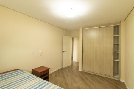 Apartamento para alugar com 146m², 3 quartos e 1 vaga Apartamento para alugar com 146m², 3 quartos e 1 vagaQuarto 2