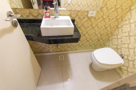 Apartamento para alugar com 146m², 3 quartos e 1 vaga Apartamento para alugar com 146m², 3 quartos e 1 vagaLavabo