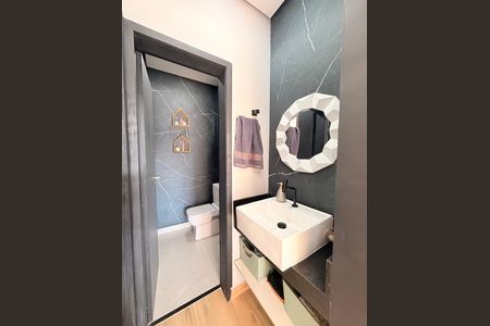 Casa de condomínio à venda com 208m², 3 quartos e 4 vagasLavabo
