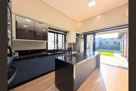 Casa de condomínio à venda com 208m², 3 quartos e 4 vagasCozinha