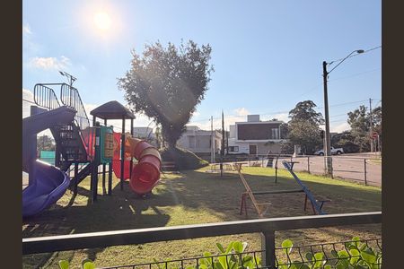 Casa de condomínio à venda com 208m², 3 quartos e 4 vagasÁrea comum - Playground