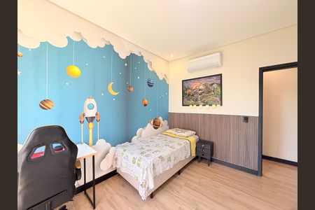 Casa de condomínio à venda com 208m², 3 quartos e 4 vagasQuarto 1